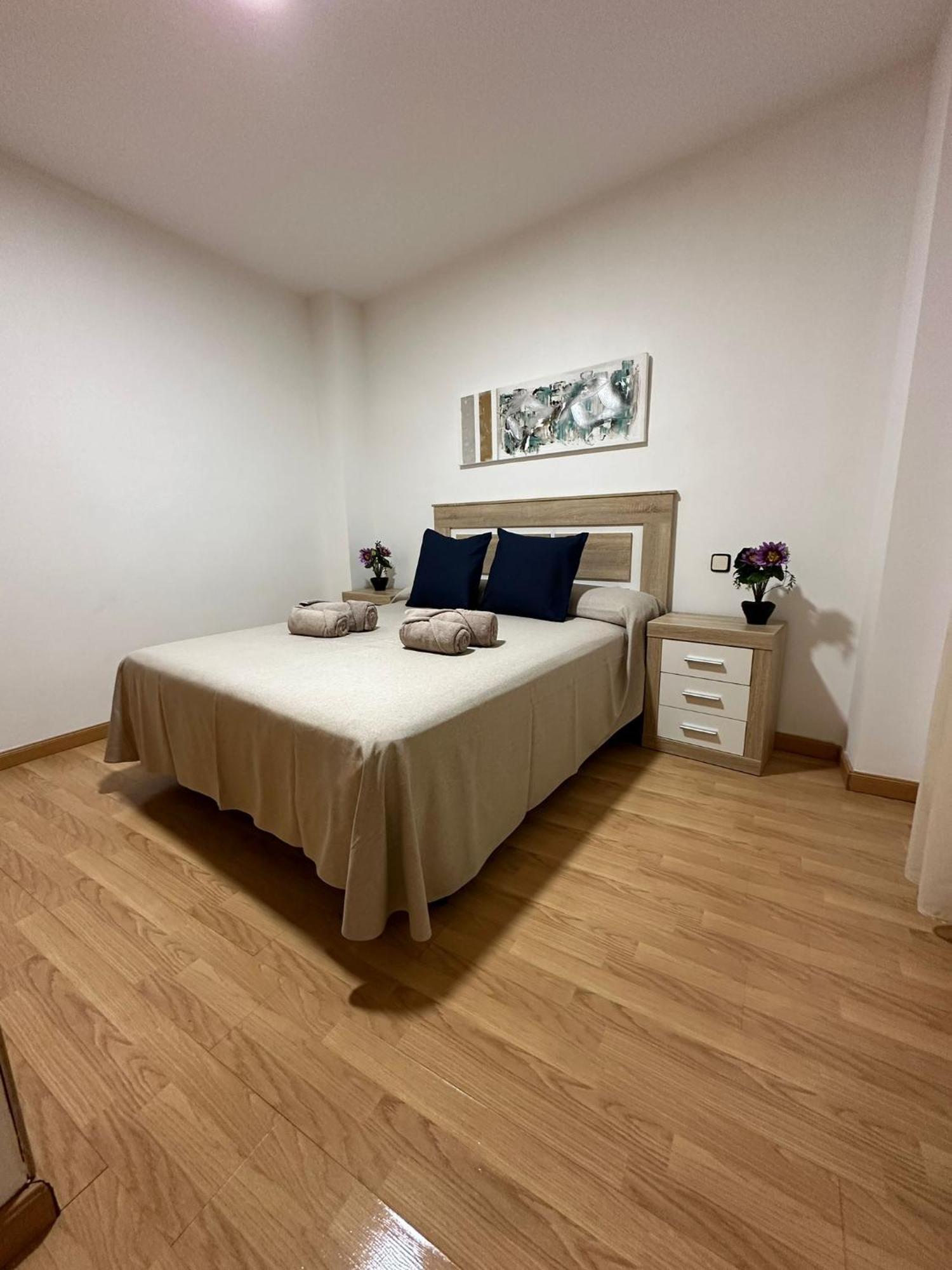 Cruz25 Apartment Alcala de Henares Bagian luar foto